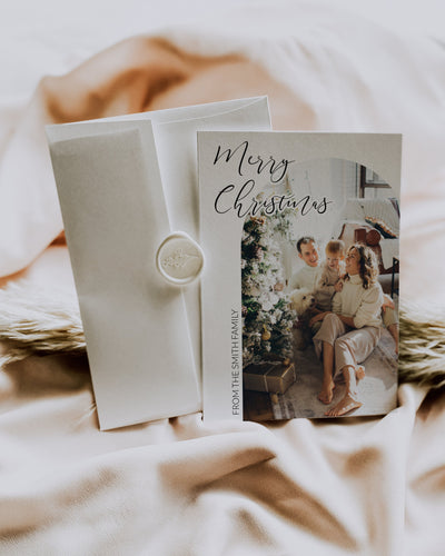 Merry Christmas Arch Photo Card 2026, Minimal Editable Single 5x7 Family Template 095BW-PHCA
